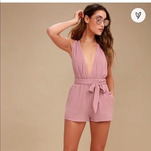 Lulus never worn romper. Multiple ways to wear.